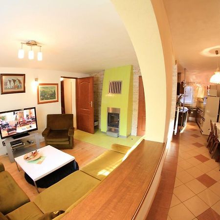 Apartmanovy Dom Cottage Liptovsky Jan Exterior photo
